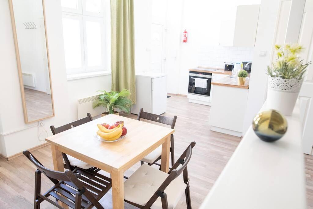 N28 Studio Next To Andrassy Boulevard. บูดาเปสต์ ภายนอก รูปภาพ