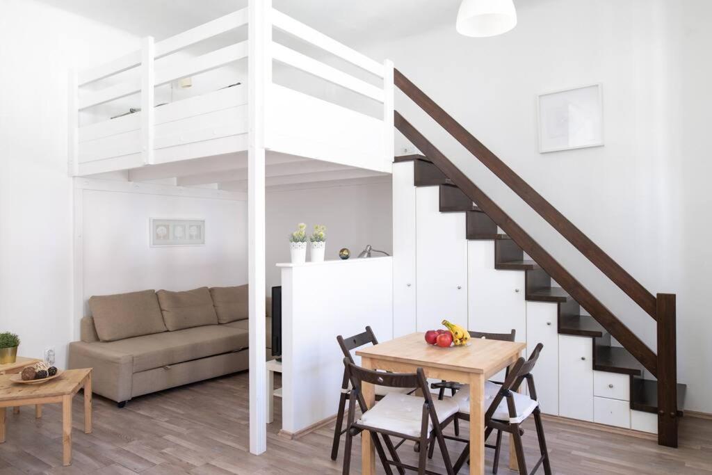 N28 Studio Next To Andrassy Boulevard. บูดาเปสต์ ภายนอก รูปภาพ